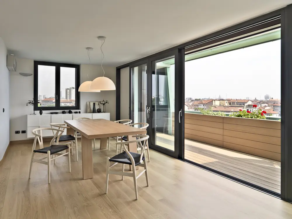 table à manger en bois